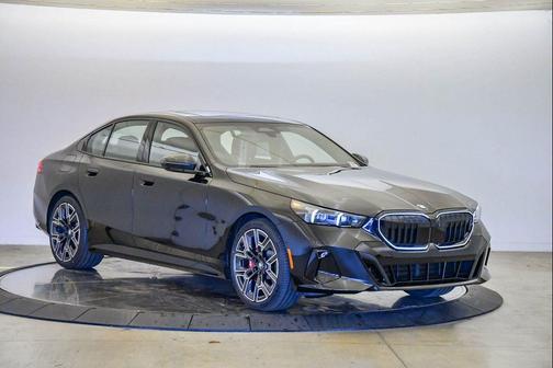 Black Sapphire Metallic 2026 BMW 530 530i