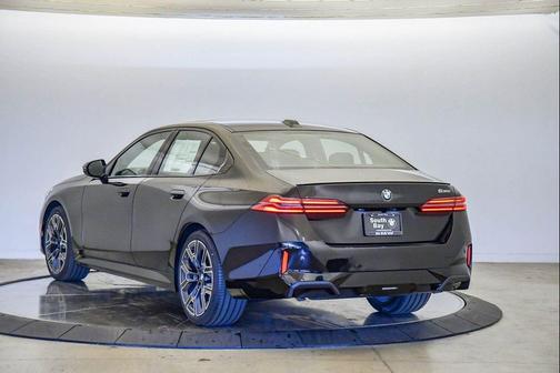 Black Sapphire Metallic 2026 BMW 530 530i