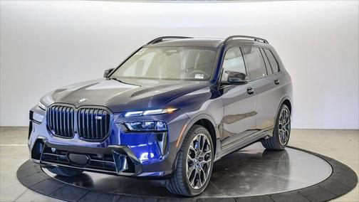 2025 BMW X7 M60i