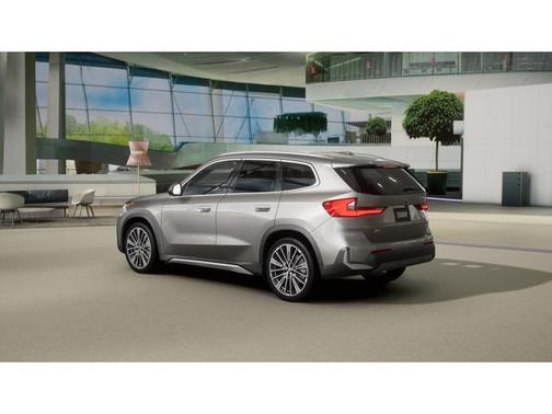 Space Silver Metallic 2026 BMW X1 xDrive28i