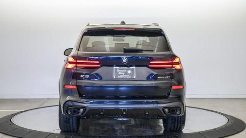 Carbon Black Metallic 2026 BMW X5 sDrive40i