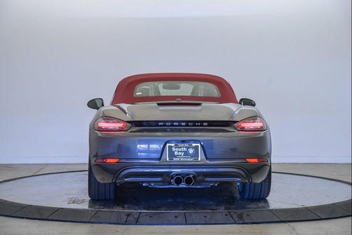 2024 Porsche 718 Boxster S