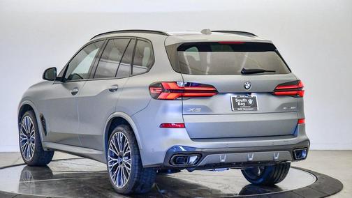 2026 BMW X5 sDrive40i