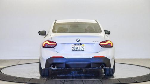 2023 BMW 230 i