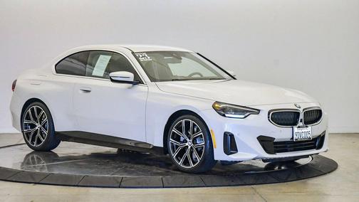 2023 BMW 230 i