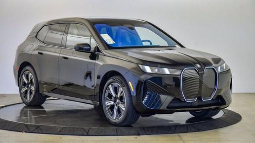 2026 BMW iX xDrive45