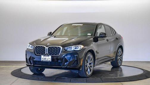 2023 BMW X4 xDrive30i