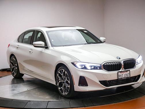 Alpine White 2026 BMW 330 NA
