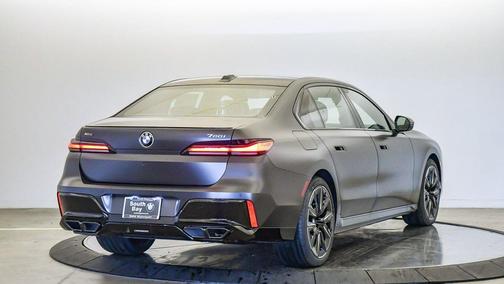 2026 BMW 760 xDrive