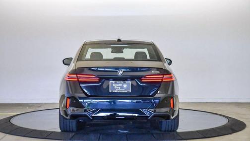 Black Sapphire Metallic 2026 BMW 530 530i