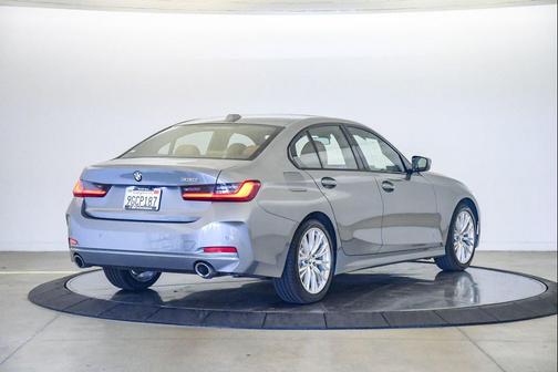Skyscraper Grey Metallic 2023 BMW 330 330i