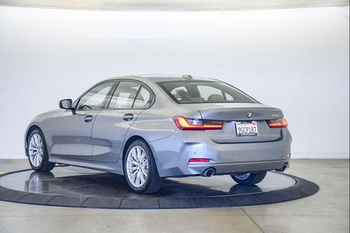 Skyscraper Grey Metallic 2023 BMW 330 330i