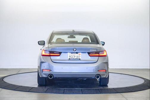 Skyscraper Grey Metallic 2023 BMW 330 330i