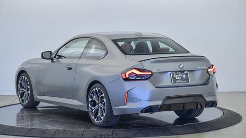 2025 BMW M240 i xDrive