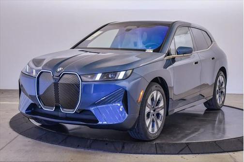 2026 BMW iX xDrive45