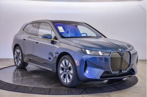 2026 BMW iX xDrive45