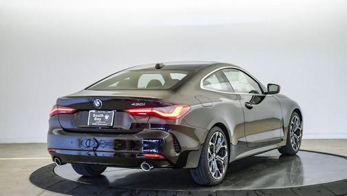 Jet Black 2027 BMW 430 i