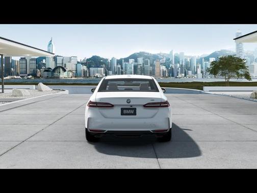 2025 BMW i5 xDrive40