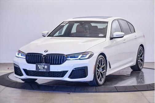 2022 BMW 530 i