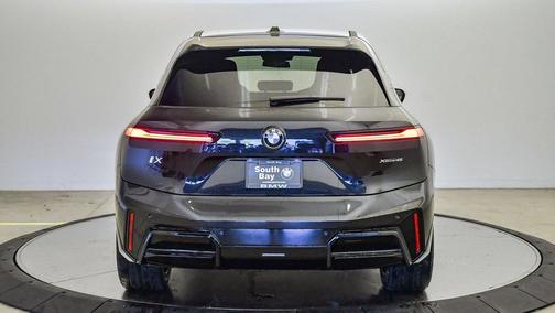 2026 BMW iX xDrive45