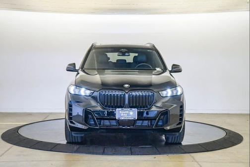 Black Sapphire Metallic 2026 BMW X5 sDrive40i