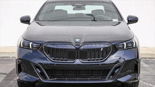 2025 BMW i5 eDrive40
