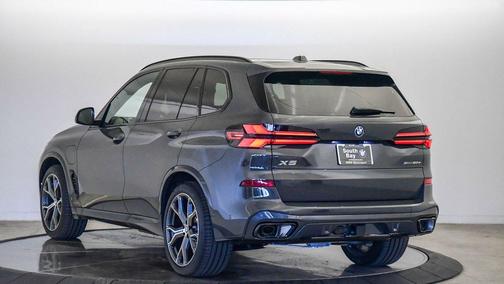 Dravit Grey Metallic 2026 BMW X5 PHEV xDrive50e