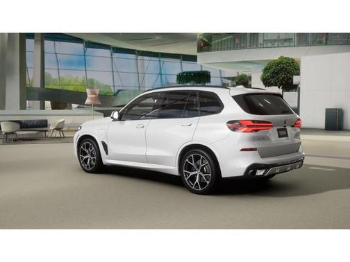 2026 BMW X5 PHEV xDrive50e