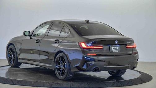 2022 BMW 330e Base