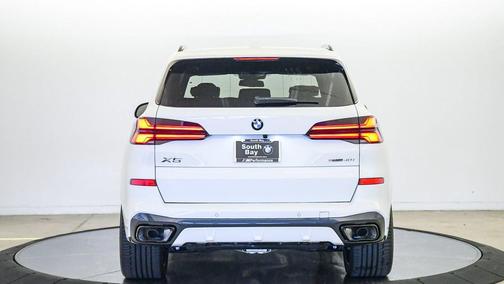 Alpine White 2026 BMW X5 sDrive40i
