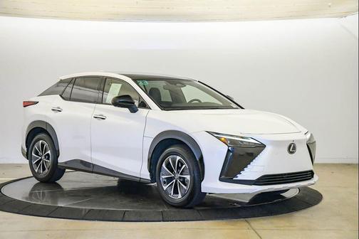 White Pearl 2024 Lexus RZ 300e Premium