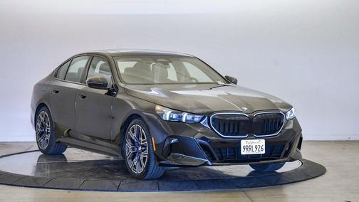 2025 BMW 530 530i