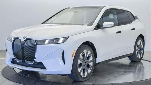 2026 BMW iX xDrive45