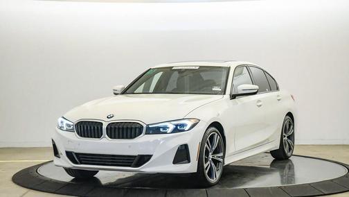 Alpine White 2023 BMW 330 330i