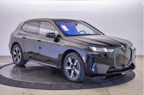 2026 BMW iX xDrive45