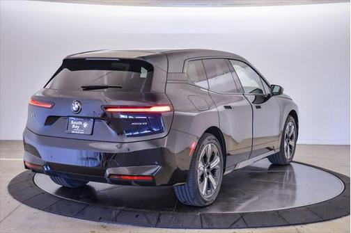 2026 BMW iX xDrive45