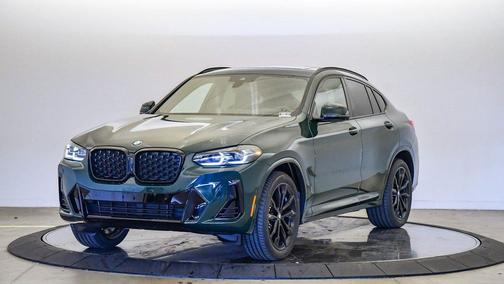 2025 BMW X4 xDrive30i