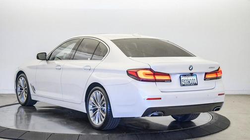 Mineral White Metallic 2023 BMW 530 i