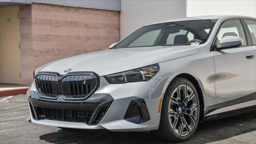 2025 BMW i5 eDrive40