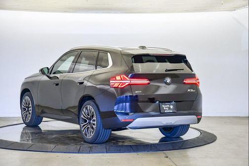 Black Sapphire Metallic 2026 BMW X3 30 xDrive