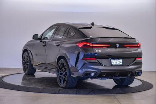 2023 BMW X6 xDrive40i