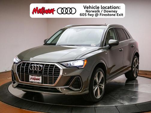 Chronos Gray Metallic 2021 Audi Q3 45 S line Premium