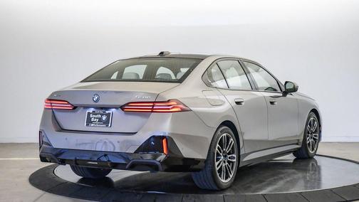 Gray Metallic 2026 BMW 550e xDrive
