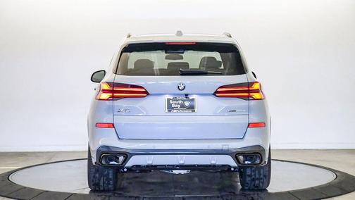 Brooklyn Grey Metallic 2026 BMW X5 PHEV xDrive50e