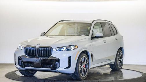 Brooklyn Grey Metallic 2026 BMW X5 PHEV xDrive50e