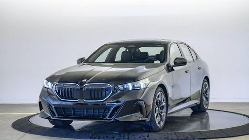 Black Sapphire Metallic 2026 BMW 530 530i