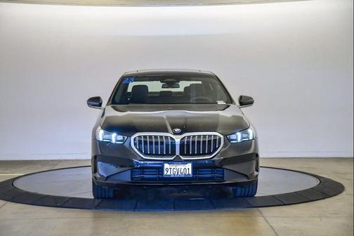 2026 BMW 530 530i