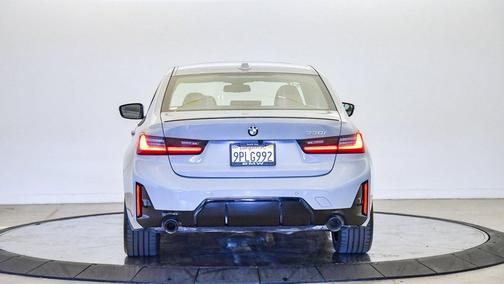2025 BMW 330 i