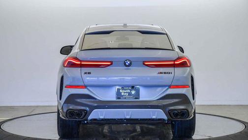 2026 BMW X6 M60i