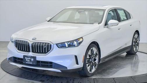 2025 BMW i5 xDrive40